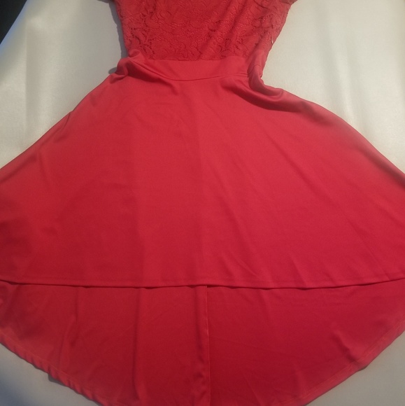 Formal off the shoulder hi low lace top dress - Picture 3 of 3